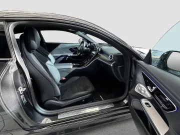 MERCEDES-BENZ CLE 450 4MATIC Coupé AMG Line Night Paket HUD