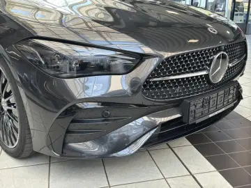 MERCEDES-BENZ CLE 450 4MATIC Coupé AMG Line Night Paket HUD