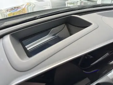 MERCEDES-BENZ CLE 450 4MATIC Coupé AMG Line Night Paket HUD