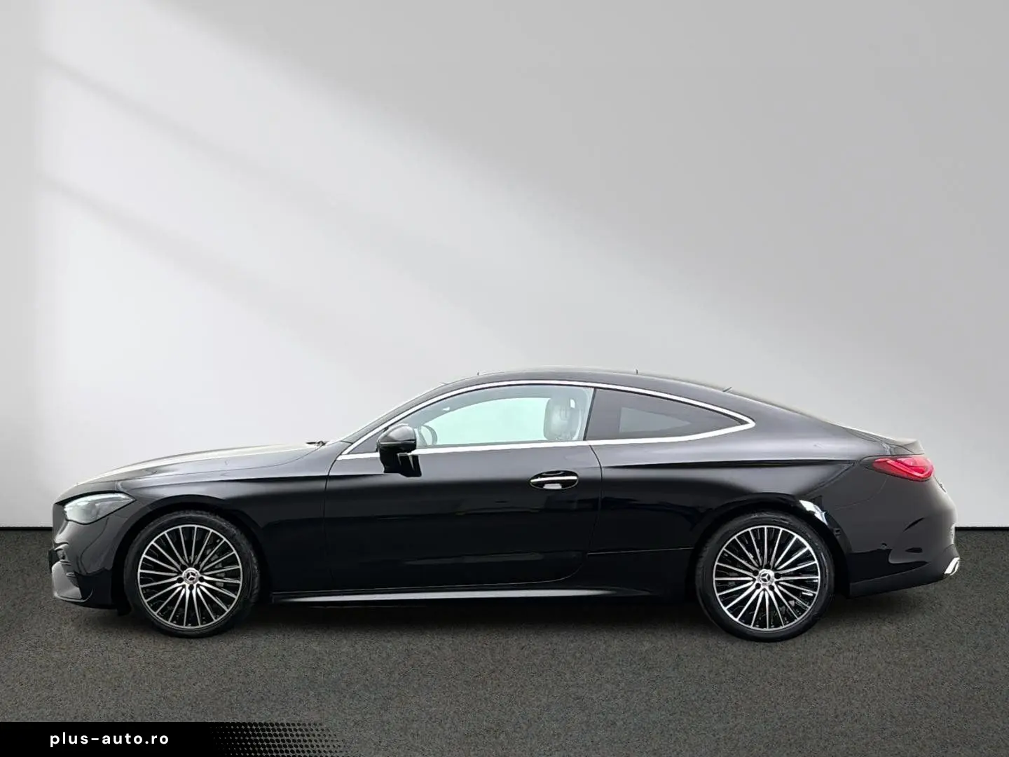 MERCEDES-BENZ CLE 300 4M Coupé AMG Panorama Standheizung AHK