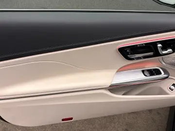 MERCEDES-BENZ CLE 300 4M Coupé AMG Panorama Standheizung AHK