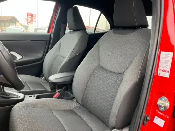 TOYOTA Yaris Cross 1.5 Hybrid TEAM-D