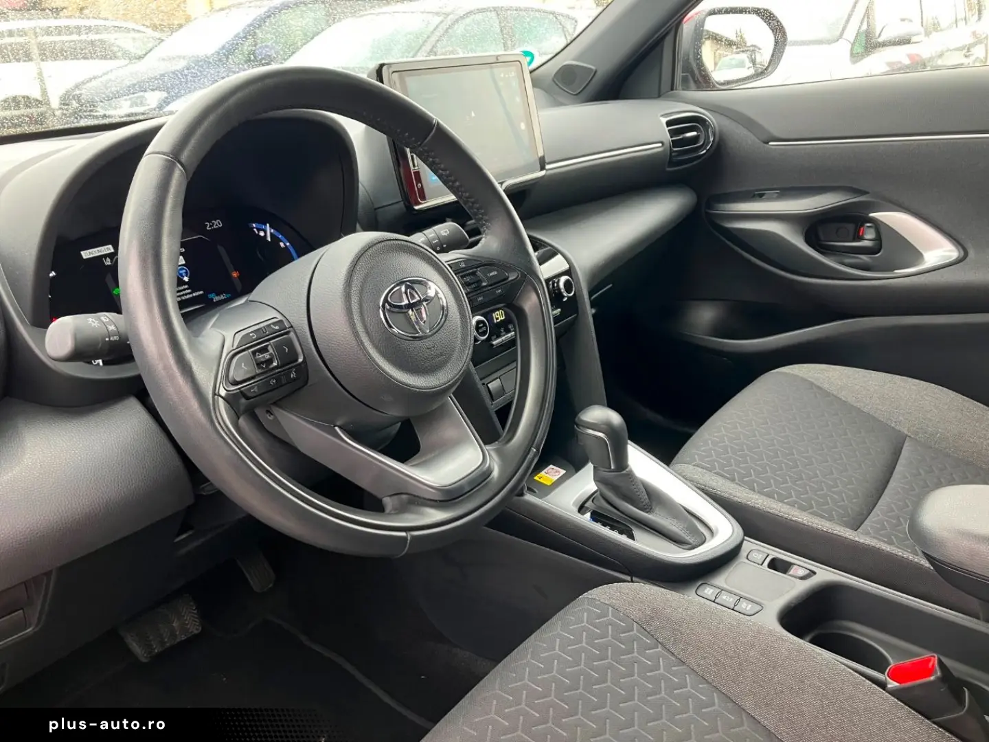 TOYOTA Yaris Cross 1.5 Hybrid TEAM-D