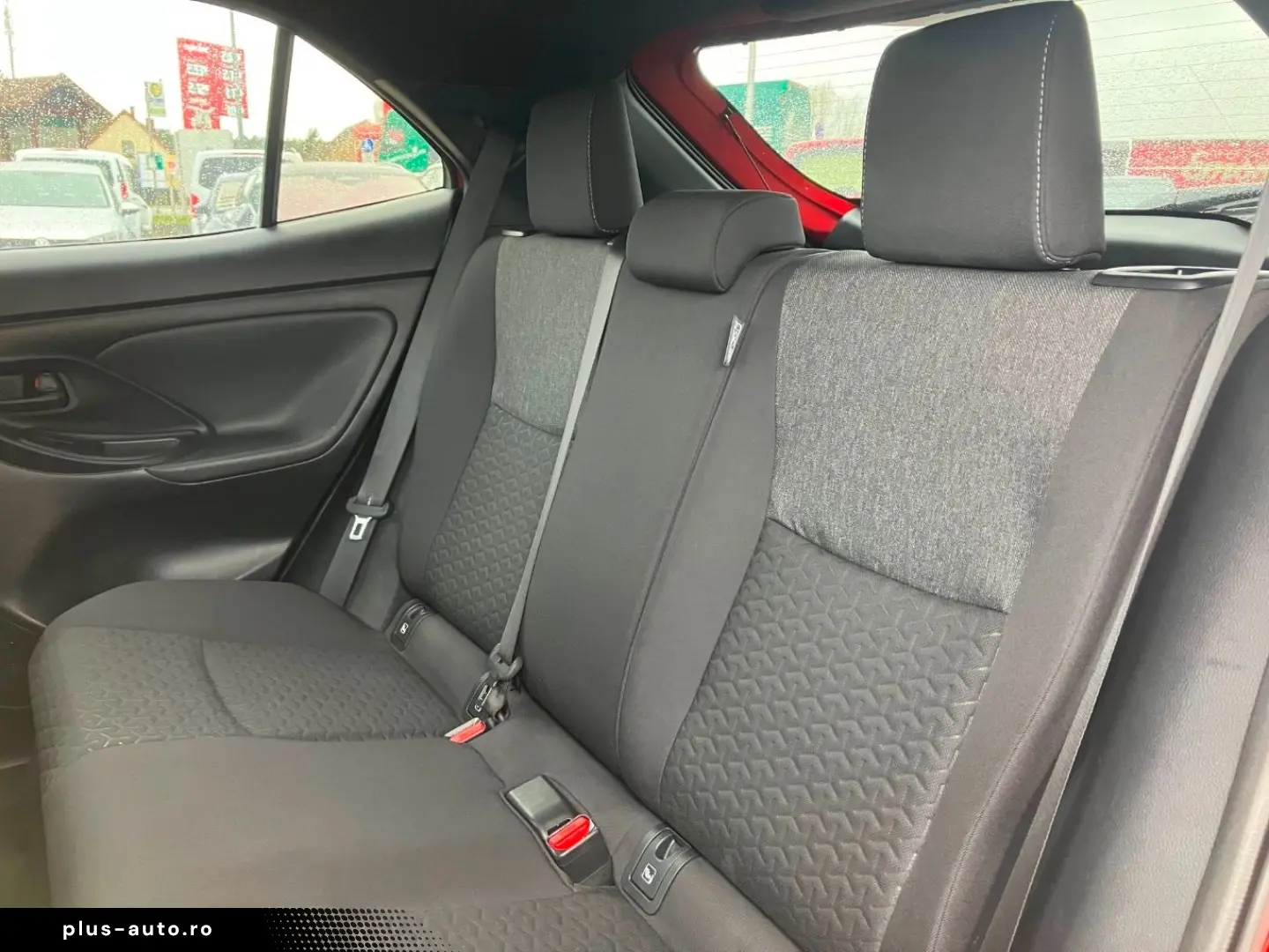 TOYOTA Yaris Cross 1.5 Hybrid TEAM-D