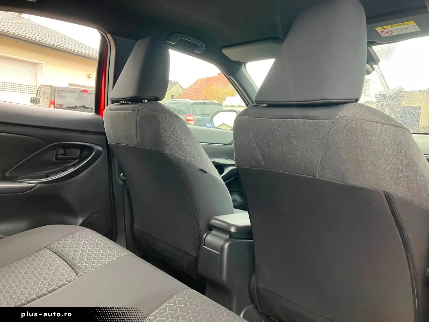 TOYOTA Yaris Cross 1.5 Hybrid TEAM-D