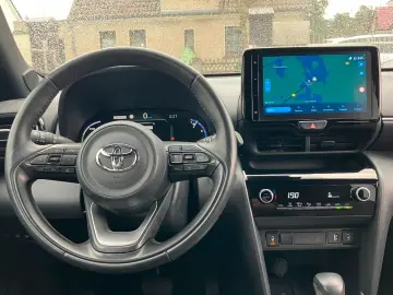 TOYOTA Yaris Cross 1.5 Hybrid TEAM-D