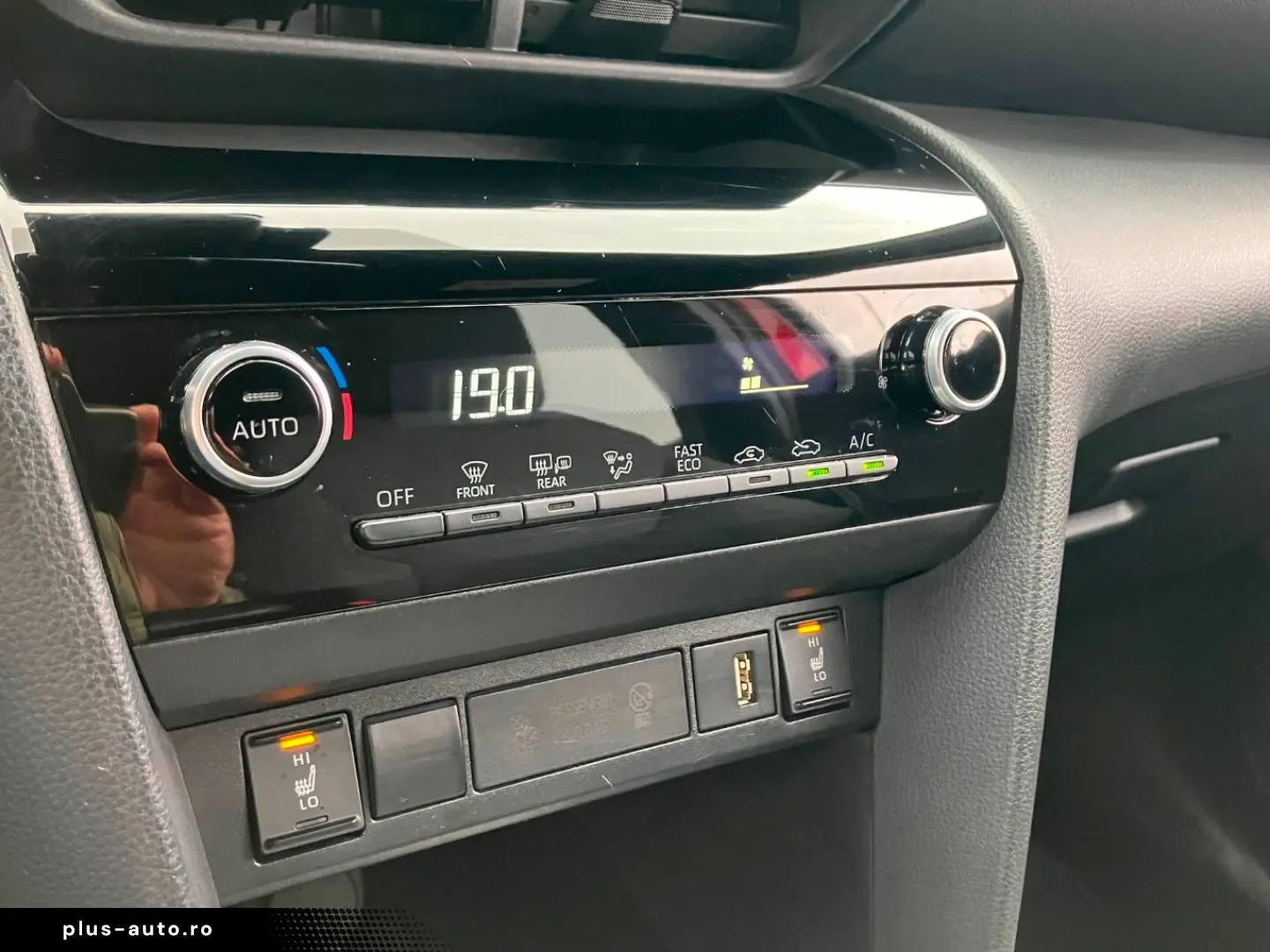 TOYOTA Yaris Cross 1.5 Hybrid TEAM-D