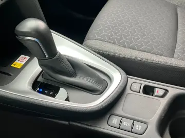 TOYOTA Yaris Cross 1.5 Hybrid TEAM-D