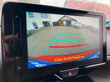 TOYOTA Yaris Cross 1.5 Hybrid TEAM-D