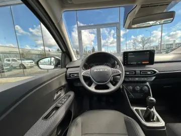 Dacia Logan ECO-G 100 MT6 Expression 2025