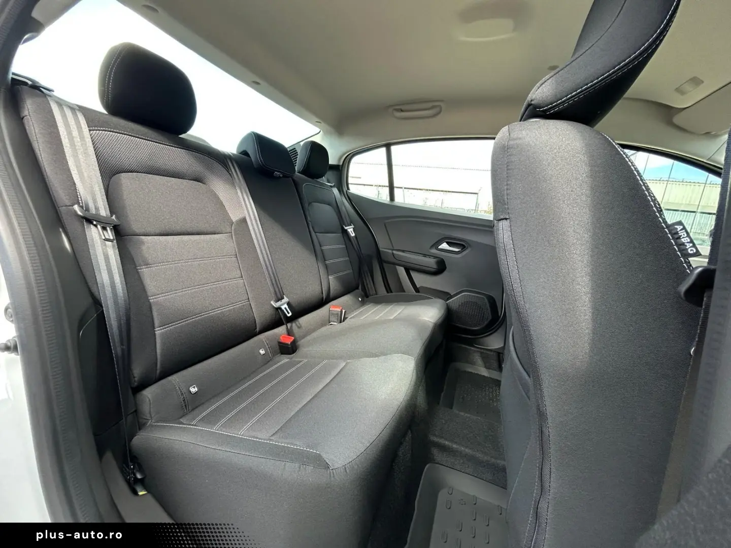 Dacia Logan ECO-G 100 MT6 Expression 2025