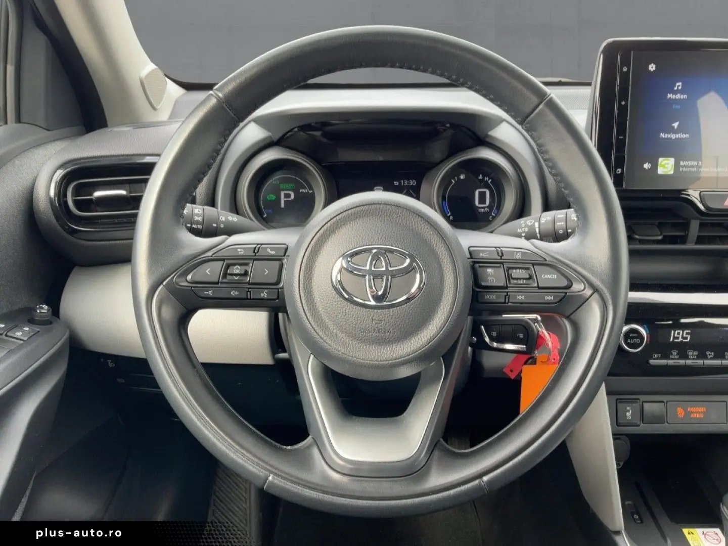 TOYOTA Yaris Cross 1.5 HSD Business Edition