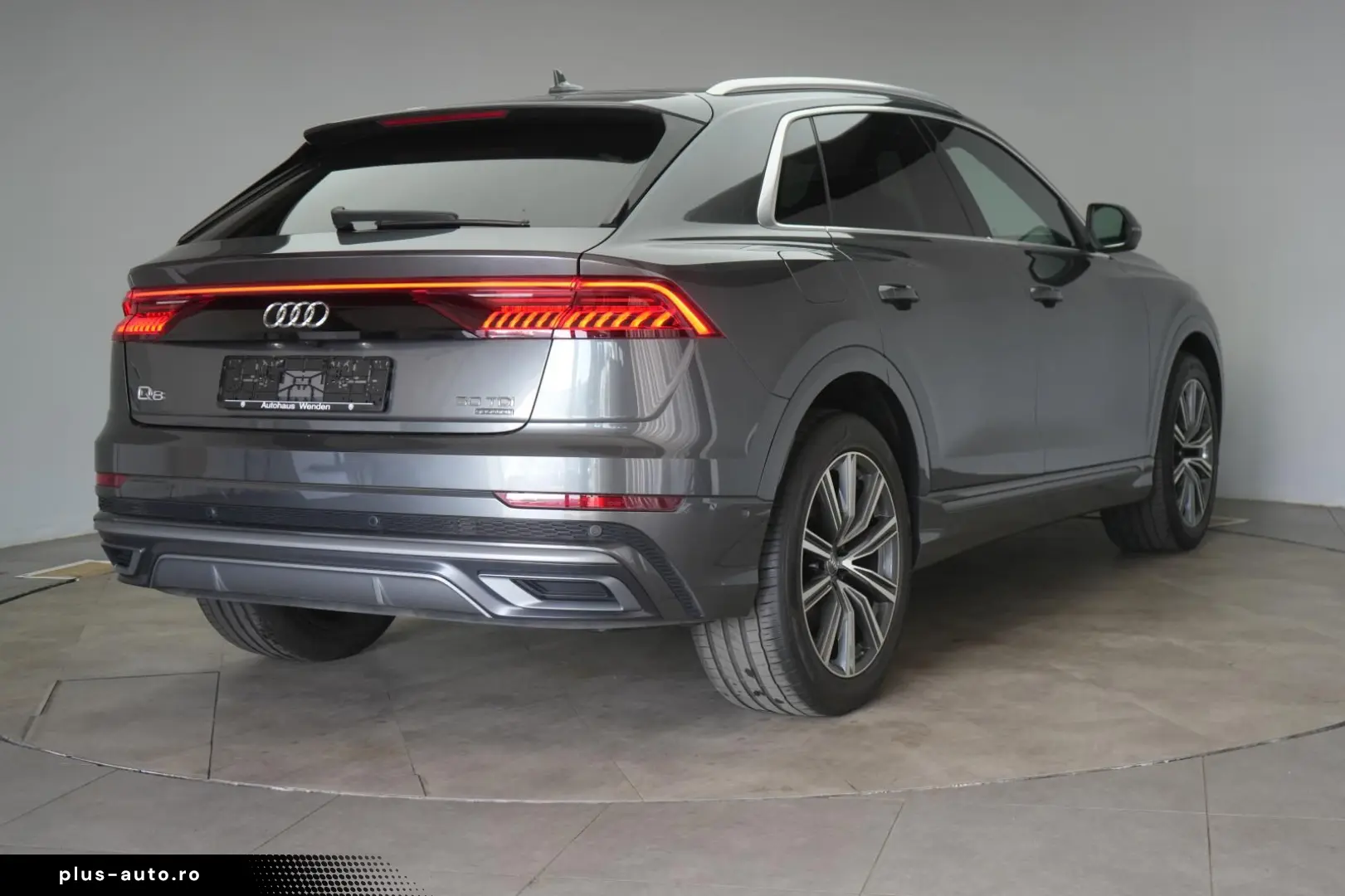 AUDI Q8 50 TDI quattro tiptronic S line Leder ACC HUD