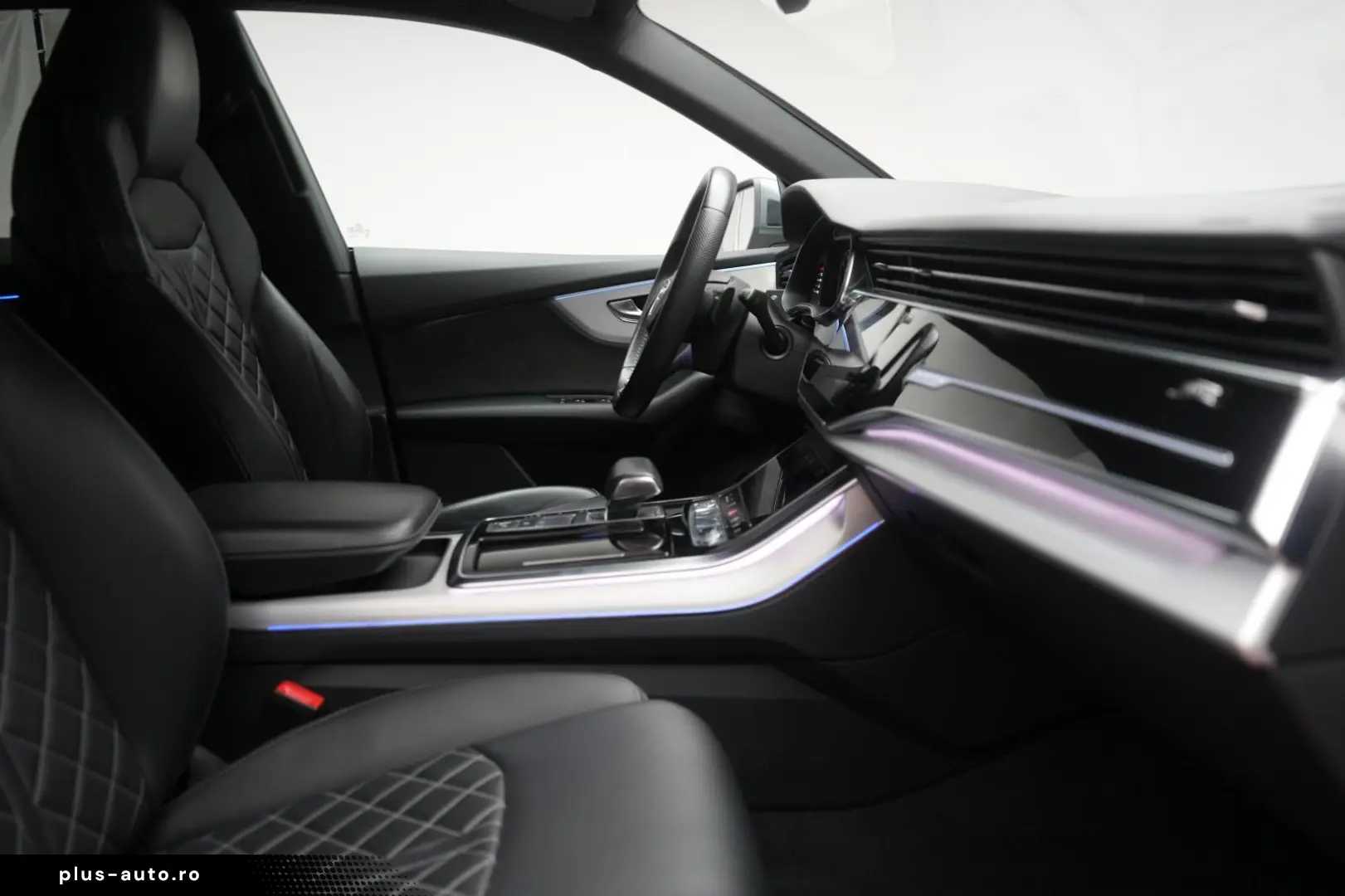 AUDI Q8 50 TDI quattro tiptronic S line Leder ACC HUD