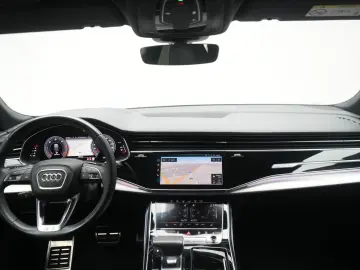 AUDI Q8 50 TDI quattro tiptronic S line Leder ACC HUD