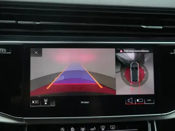 AUDI Q8 50 TDI quattro tiptronic S line Leder ACC HUD