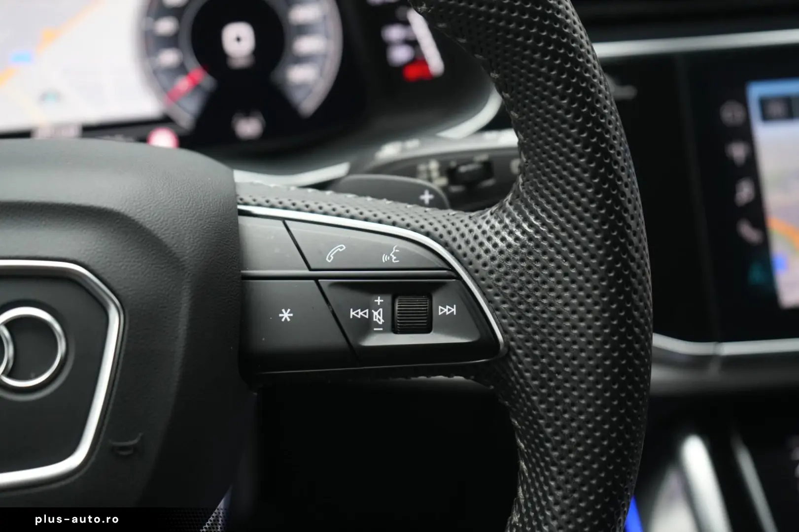 AUDI Q8 50 TDI quattro tiptronic S line Leder ACC HUD