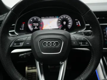 AUDI Q8 50 TDI quattro tiptronic S line Leder ACC HUD