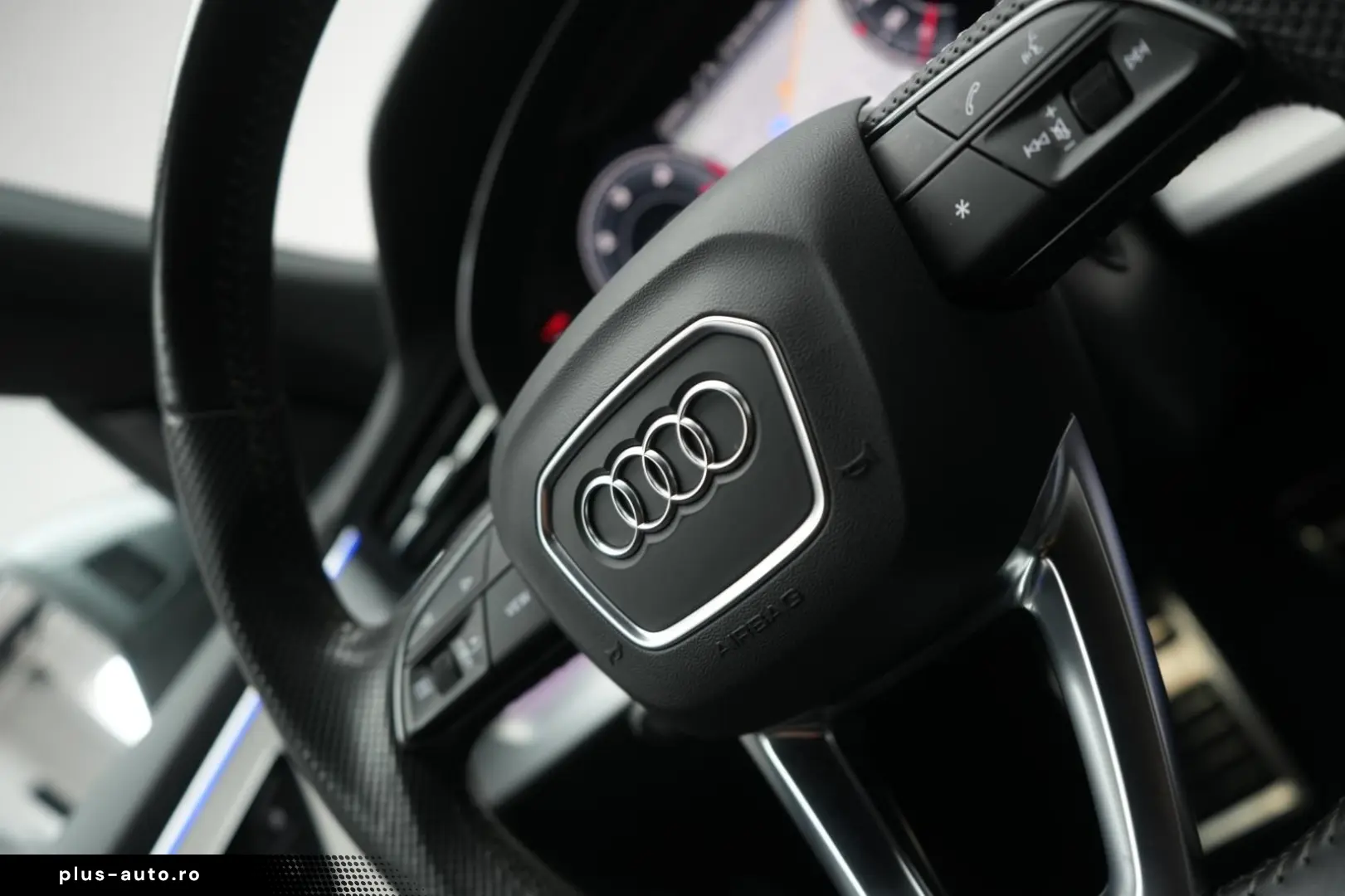 AUDI Q8 50 TDI quattro tiptronic S line Leder ACC HUD