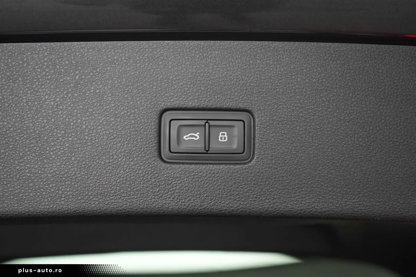 AUDI Q8 50 TDI quattro tiptronic S line Leder ACC HUD