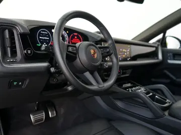 PORSCHE Cayenne Coupe E-Hybrid AHK SitzKlima HeadUp AHK