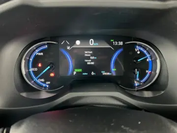 TOYOTA RAV 4 2.5 4x2 Hybrid Team D