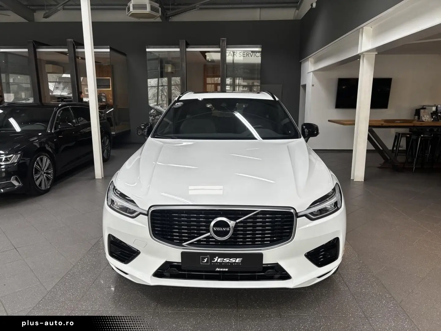 VOLVO XC60 T8 AWD Recharge R Design Pano H&K AHK R.Cam