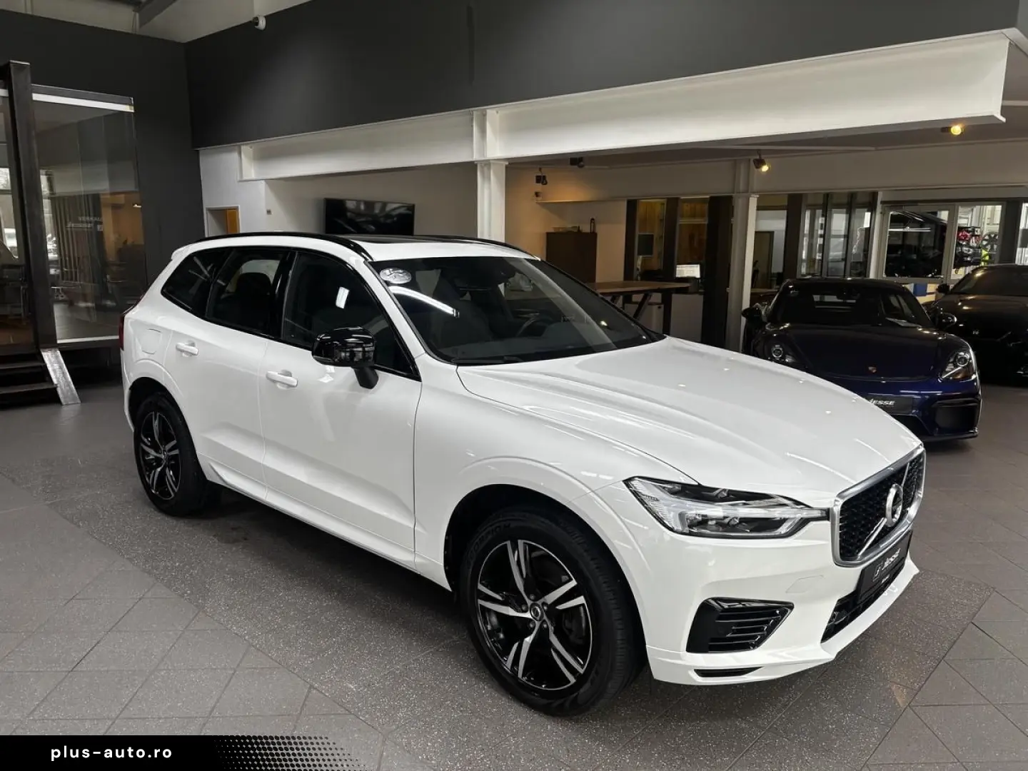 VOLVO XC60 T8 AWD Recharge R Design Pano H&K AHK R.Cam