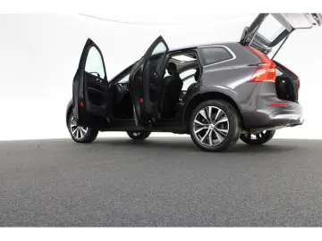VOLVO XC60 T6 Inscription Expression Recharge AWD PANO