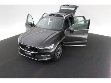 VOLVO XC60 T6 Inscription Expression Recharge AWD PANO