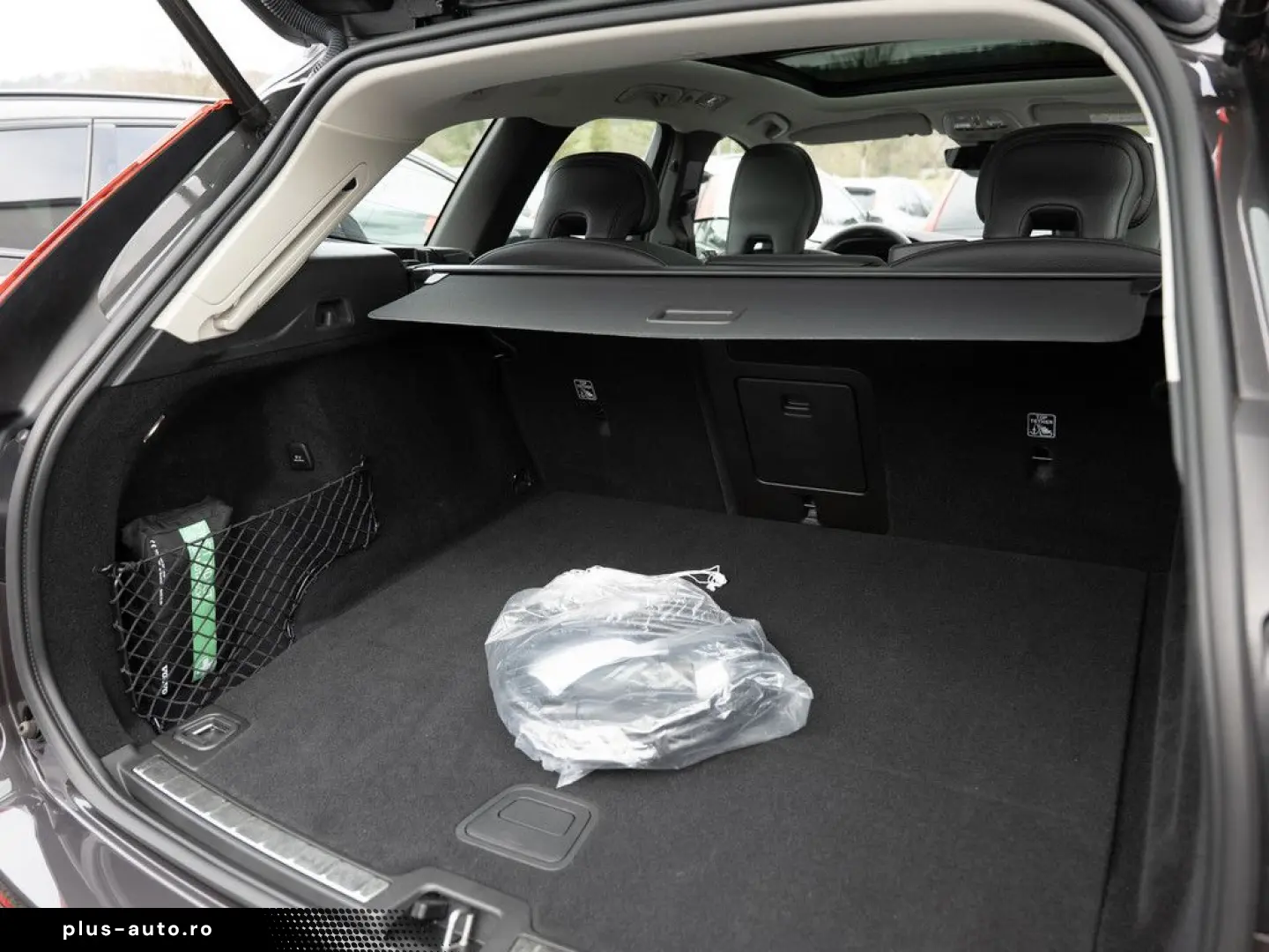 VOLVO XC60 T6 Inscription Expression Recharge AWD PANO