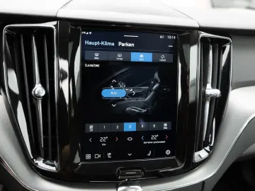 VOLVO XC60 T6 Inscription Expression Recharge AWD PANO