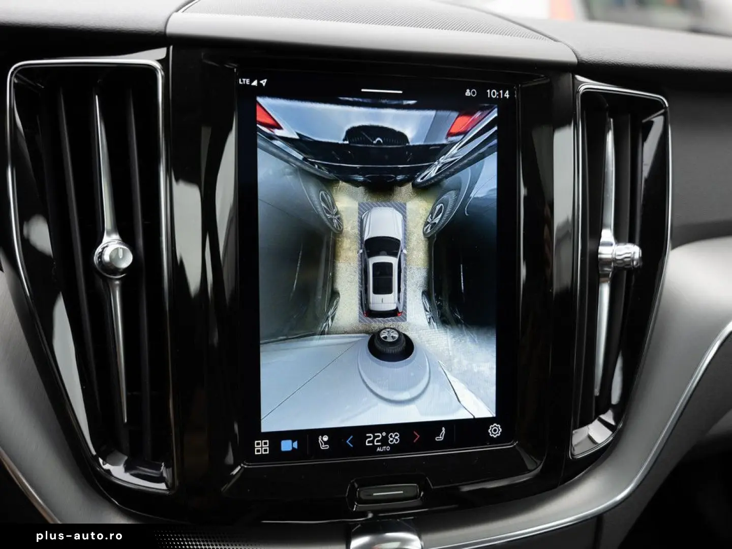 VOLVO XC60 T6 Inscription Expression Recharge AWD PANO