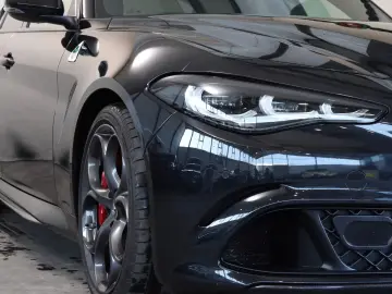 Alfa Romeo Giulia Quadrifoglio 520PS Facelift Matrix