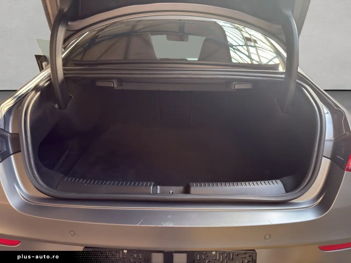 MERCEDES-BENZ CLA 35 AMG 4M NightP Pano Multibeam 360