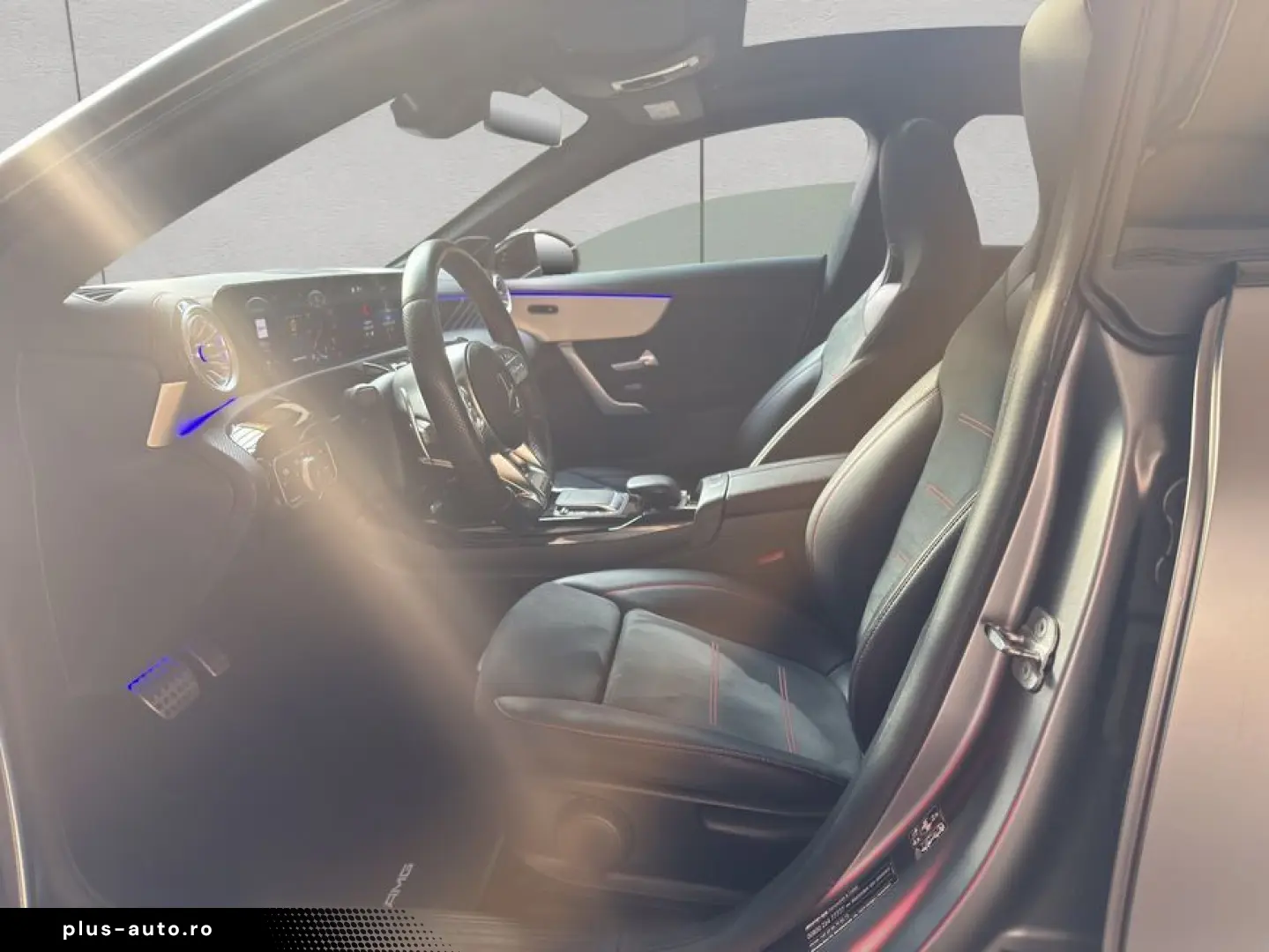 MERCEDES-BENZ CLA 35 AMG 4M NightP Pano Multibeam 360