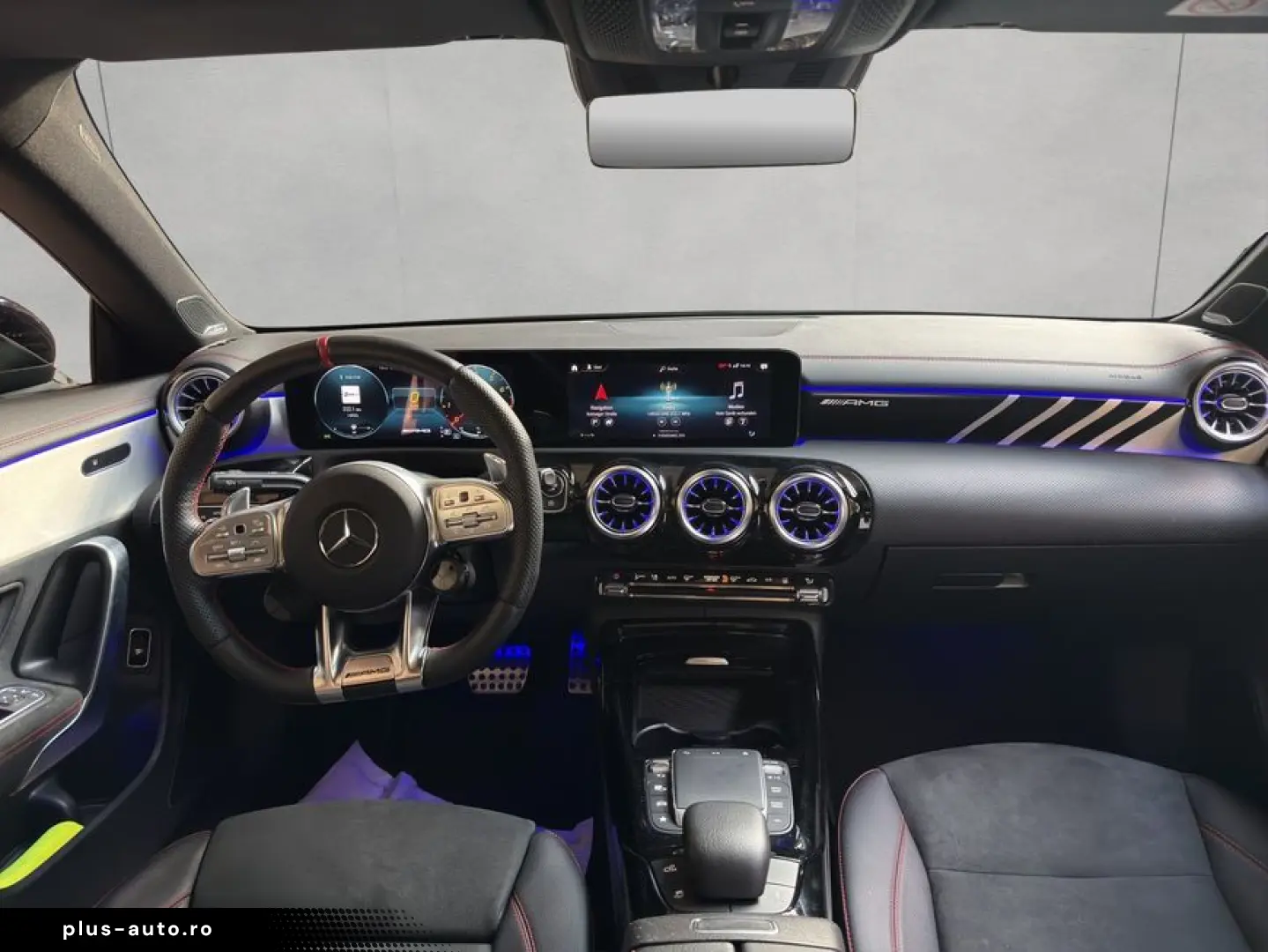 MERCEDES-BENZ CLA 35 AMG 4M NightP Pano Multibeam 360