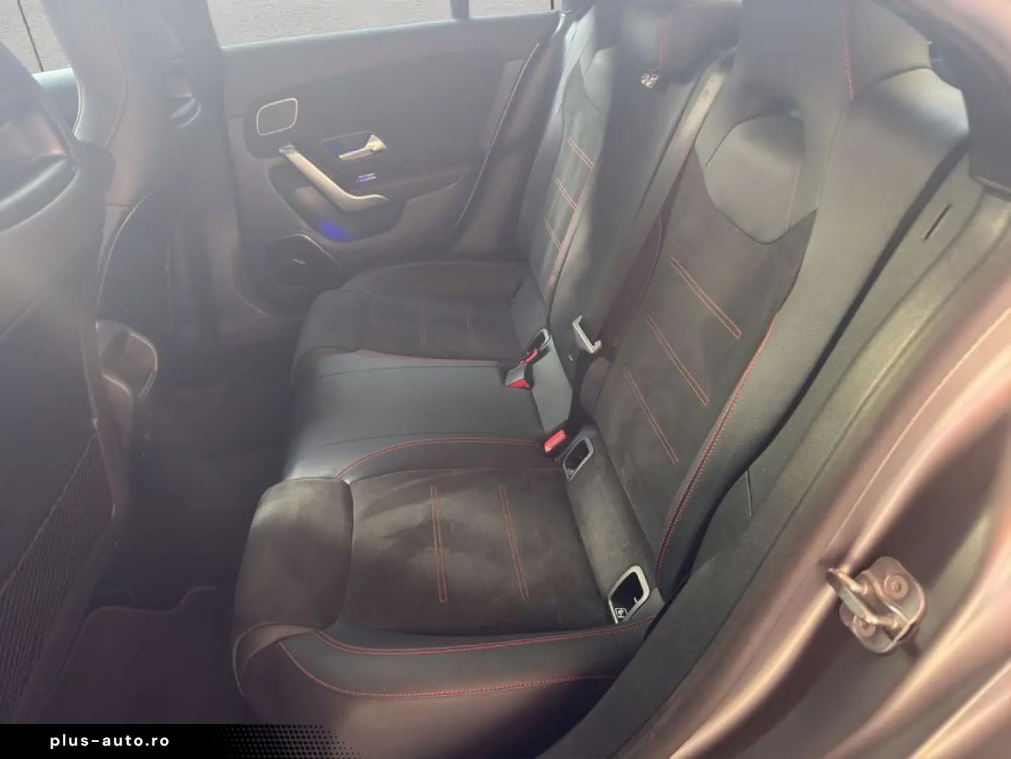 MERCEDES-BENZ CLA 35 AMG 4M NightP Pano Multibeam 360