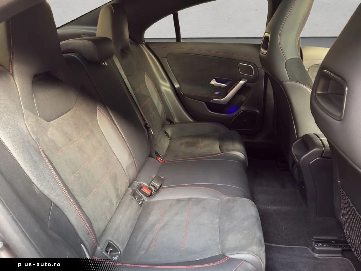 MERCEDES-BENZ CLA 35 AMG 4M NightP Pano Multibeam 360