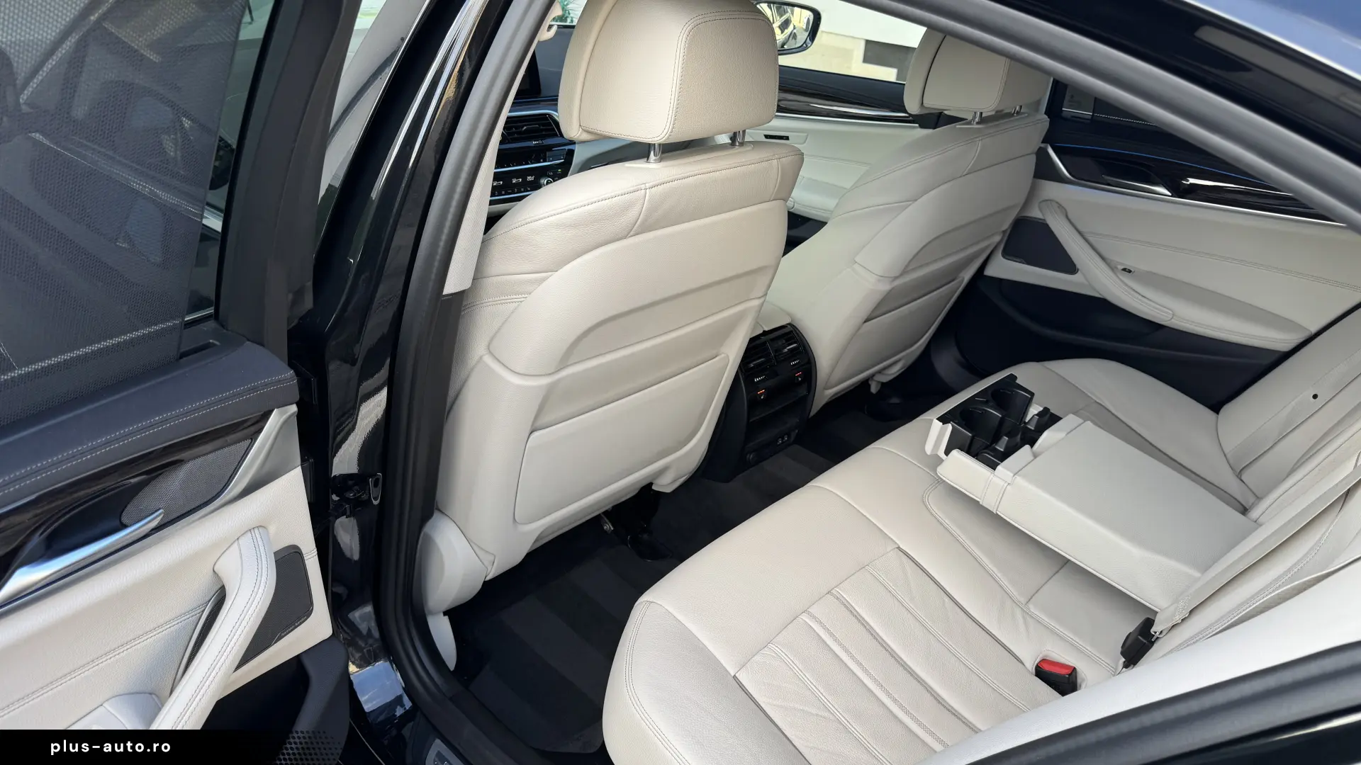 BMW 530e Luxury - Harman Kardon- Interior Confort - 292cp !