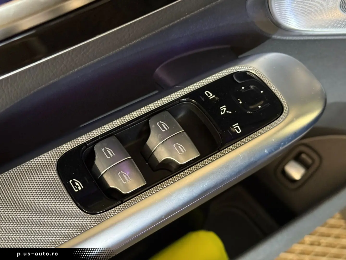 MERCEDES-BENZ GLC 220 d 4Matic ACC PANO 360  BURMESTER AHK