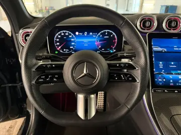 MERCEDES-BENZ GLC 220 d 4Matic ACC PANO 360  BURMESTER AHK