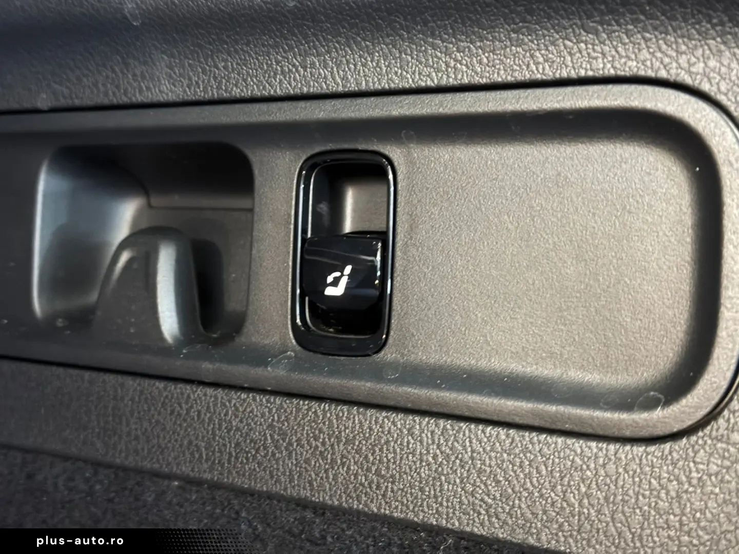 MERCEDES-BENZ GLC 220 d 4Matic ACC PANO 360  BURMESTER AHK