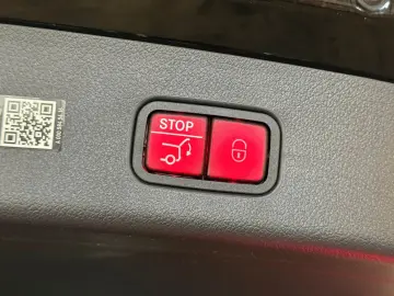 MERCEDES-BENZ GLC 220 d 4Matic ACC PANO 360  BURMESTER AHK