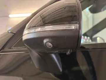 MERCEDES-BENZ GLC 220 d 4Matic ACC PANO 360  BURMESTER AHK