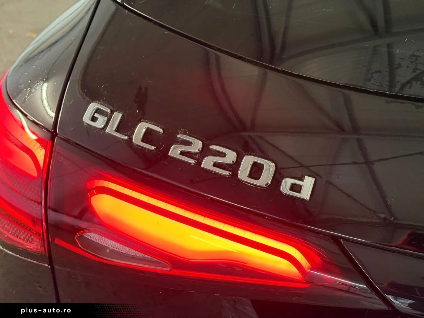 MERCEDES-BENZ GLC 220 d 4Matic ACC PANO 360  BURMESTER AHK