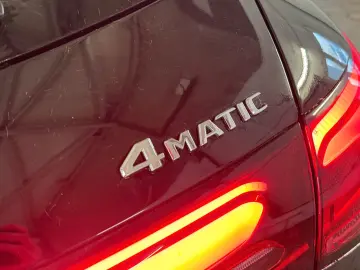 MERCEDES-BENZ GLC 220 d 4Matic ACC PANO 360  BURMESTER AHK