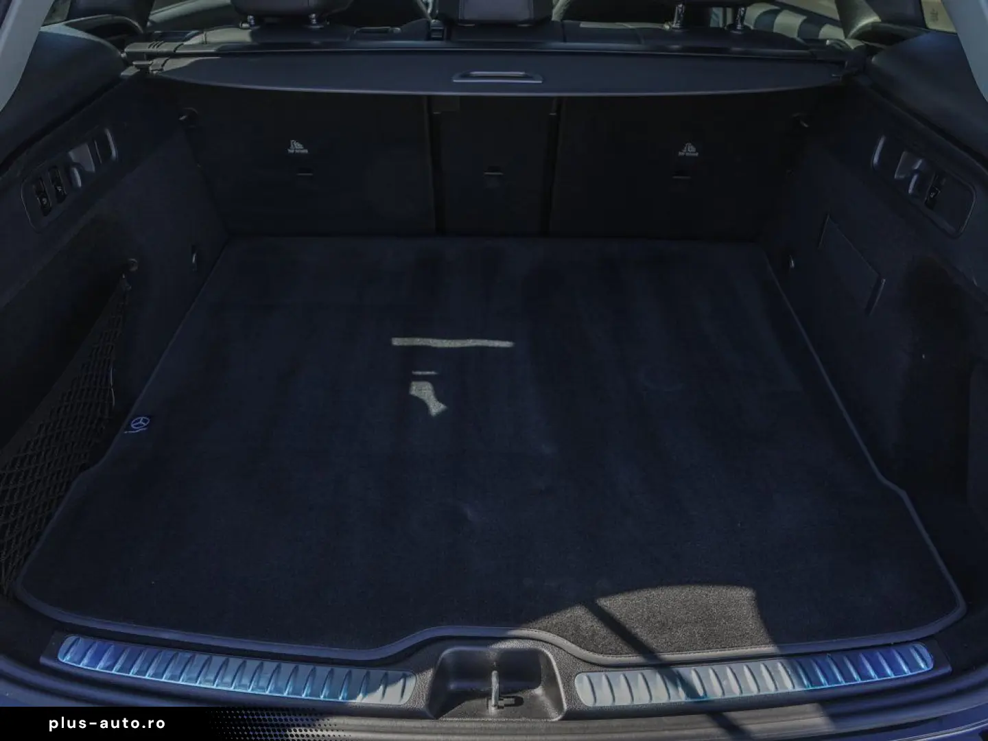 MERCEDES-BENZ GLC 220 d 4M AMG Distronic DigitalLight 360