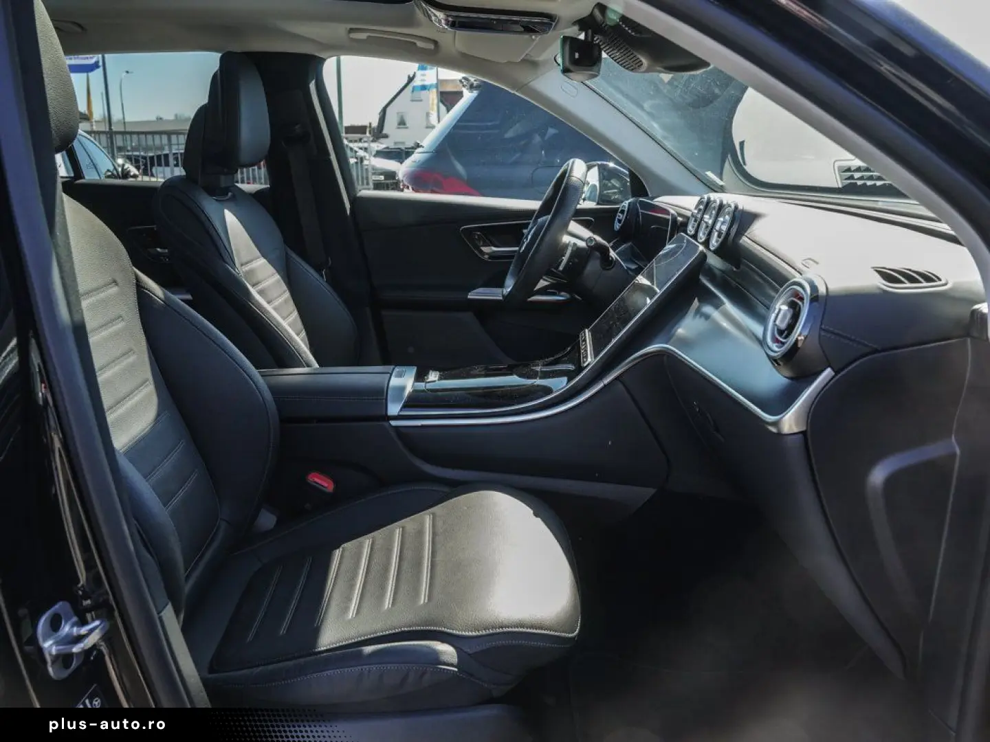 MERCEDES-BENZ GLC 220 d 4M AMG Distronic DigitalLight 360