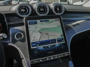 MERCEDES-BENZ GLC 220 d 4M AMG Distronic DigitalLight 360